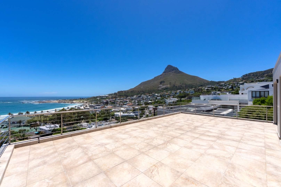 7 Bedroom Property for Sale in Camps Bay Western Cape